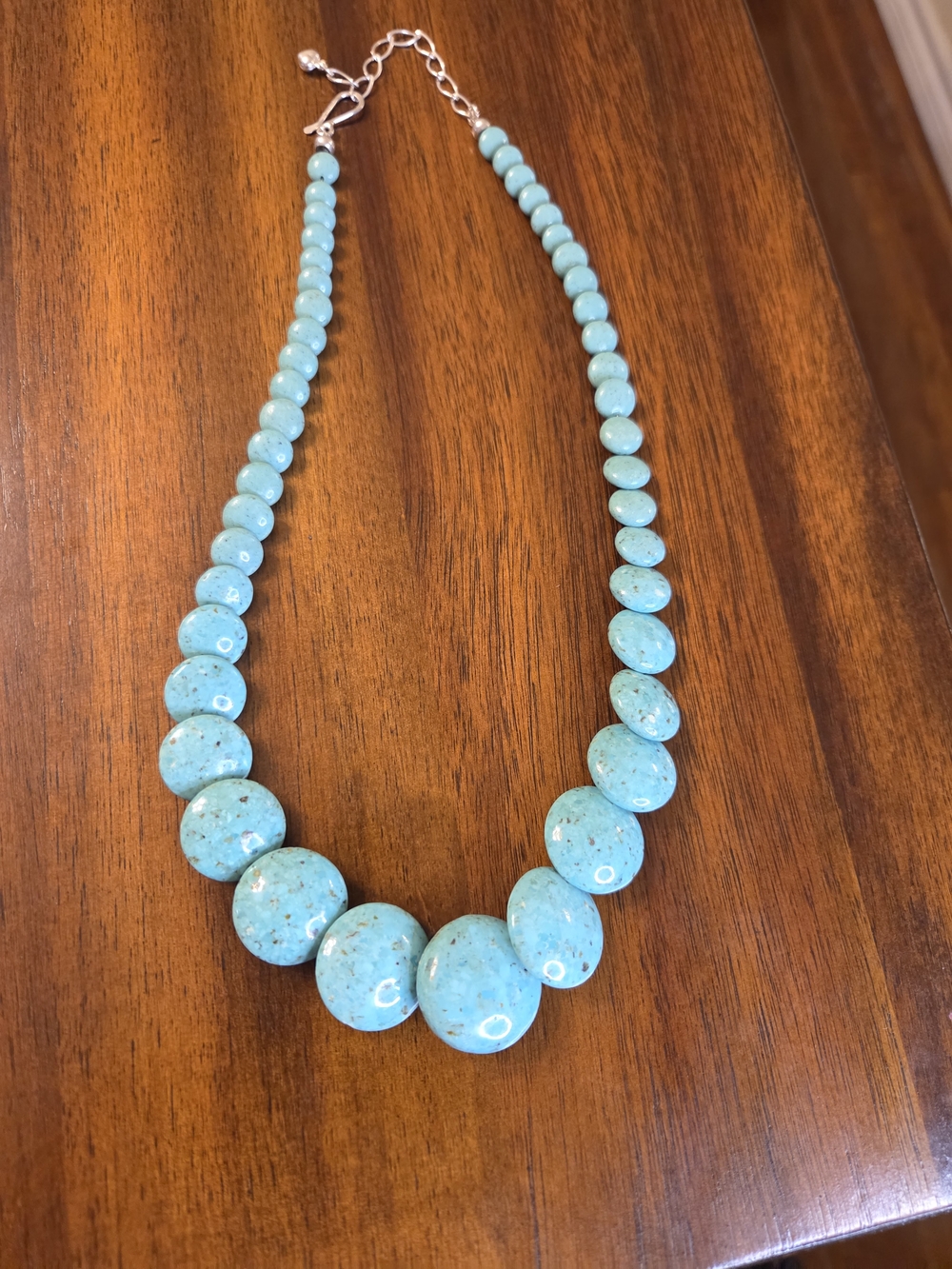 Necklace of Degraded Natural Turquoises with Silver Closure 925 (16"-18")